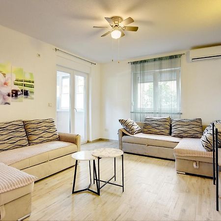 Apartment Mores Medulin Exterior photo