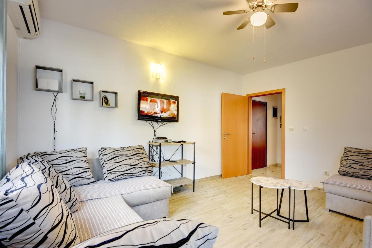 Apartment Mores Medulin Exterior photo